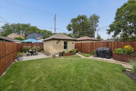Tiny photo for 6210 N Moody Avenue, Chicago, IL 60646 (MLS # 12726846)