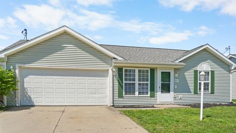 Tiny photo for 601 S Sunny Lane, Urbana, IL 61802 (MLS # 12614874)