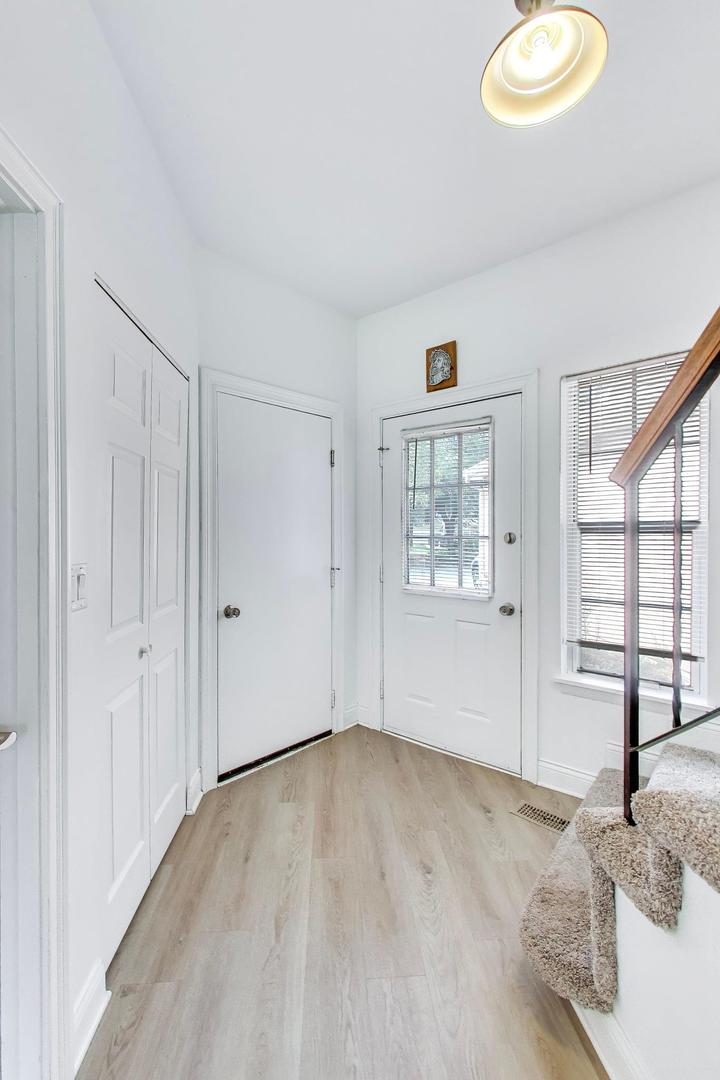 190 Golfview Drive