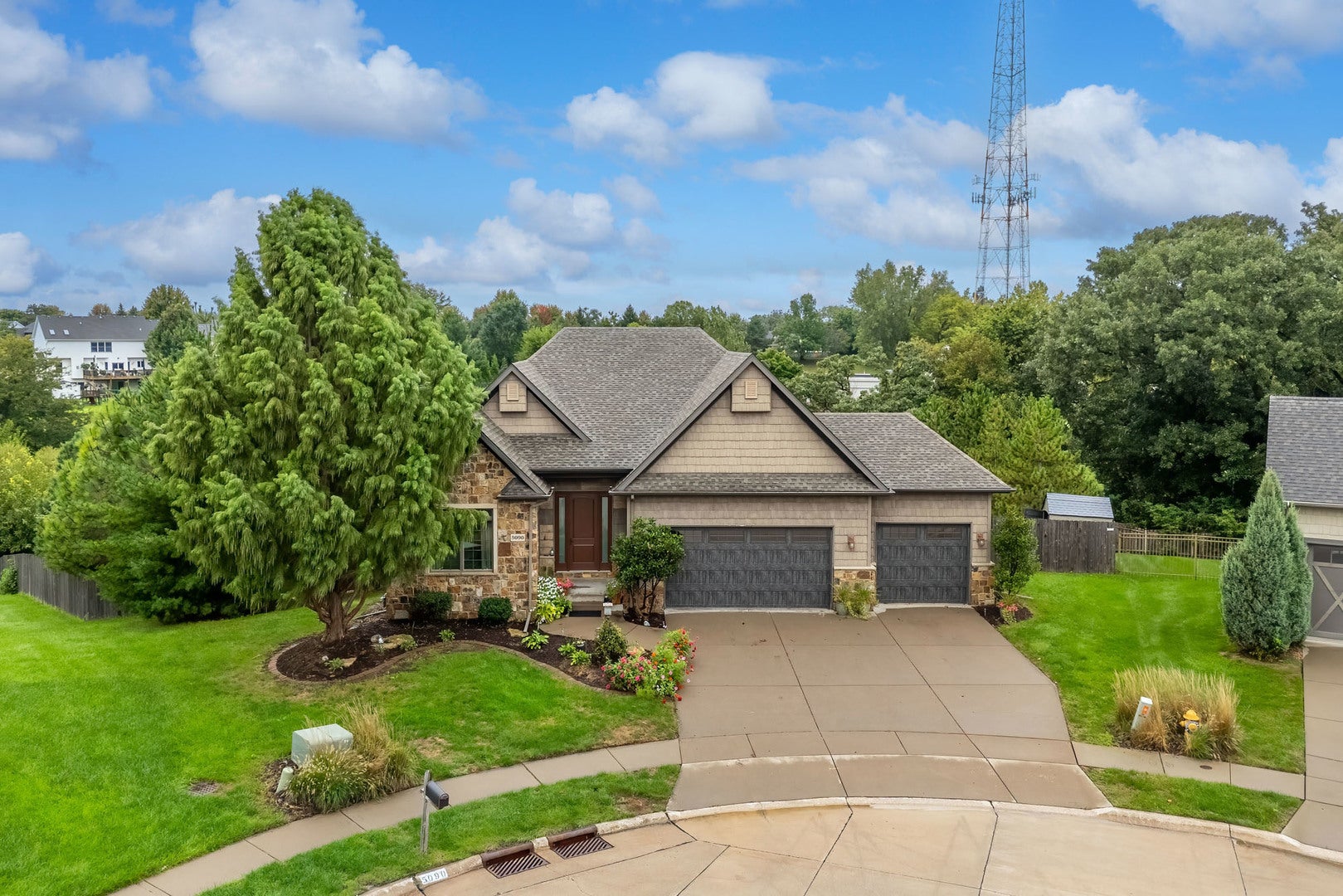 5090 Brittany Court