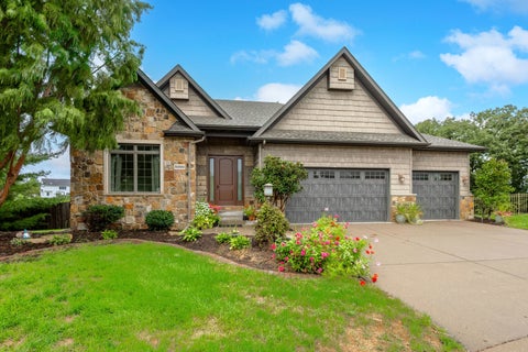 Tiny photo for 5090 Brittany Court, Bettendorf, IA 52722 (MLS # 12749311)