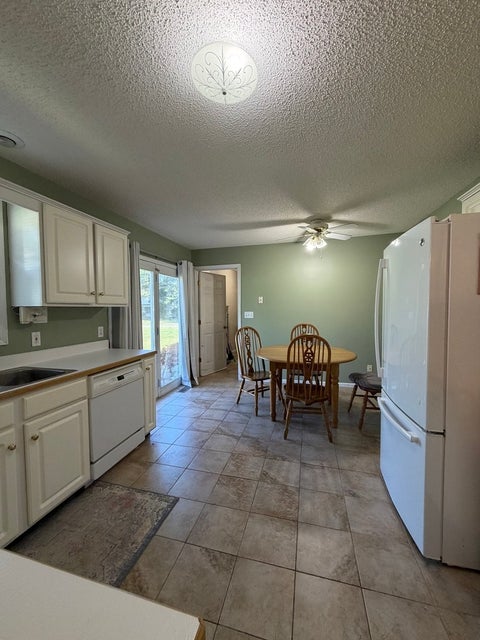 Tiny photo for 2815 Spruce Drive, Metropolis, IL 62960 (MLS # 12762753)