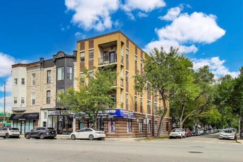 Photo of 3132 W North Avenue #2, Chicago, IL 60647 (MLS # 12597144)