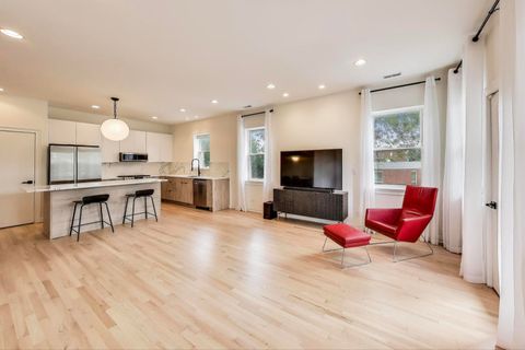 Tiny photo for 3132 W North Avenue #2, Chicago, IL 60647 (MLS # 12597144)