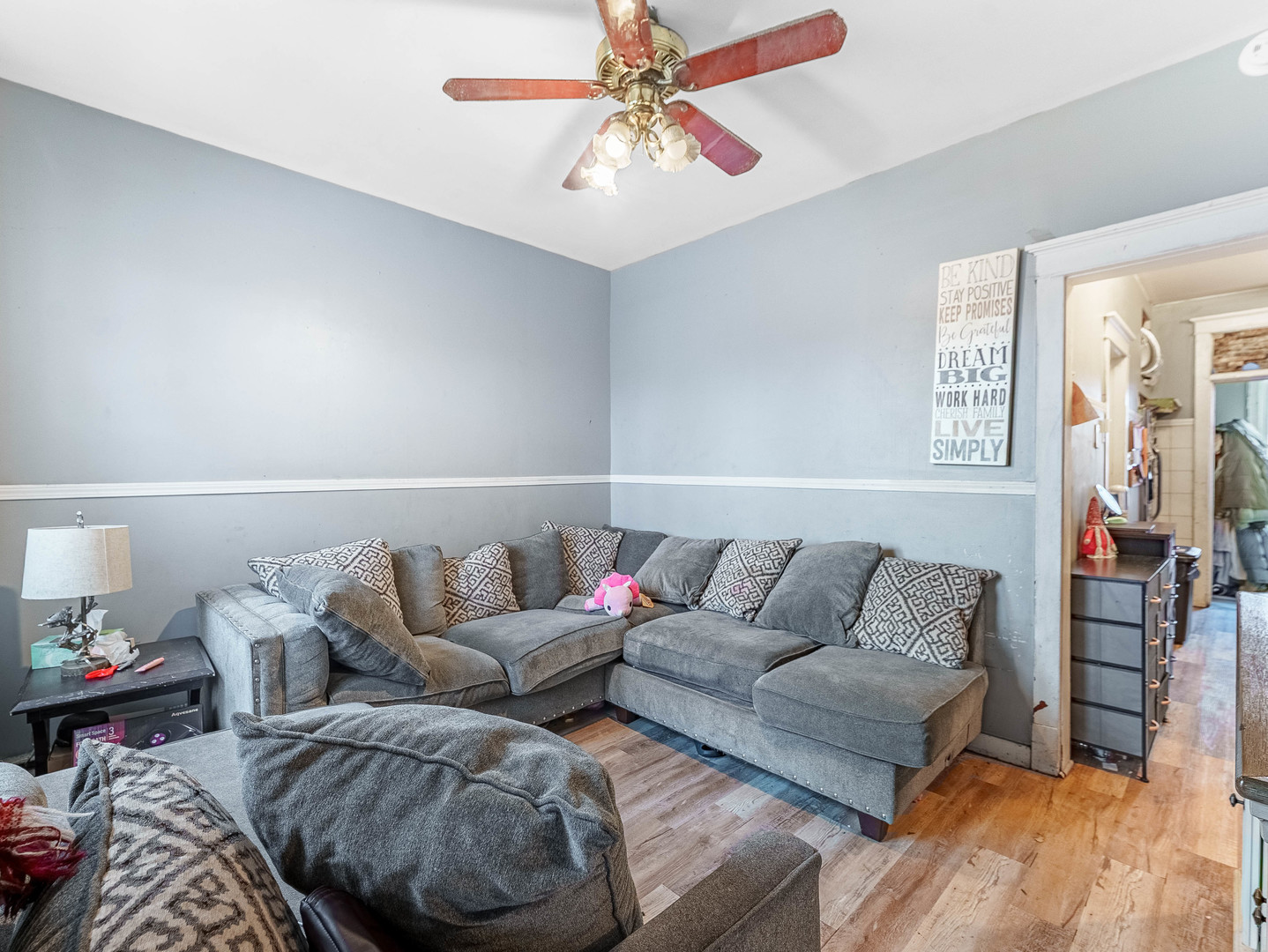 3217 S Ridgeway Avenue