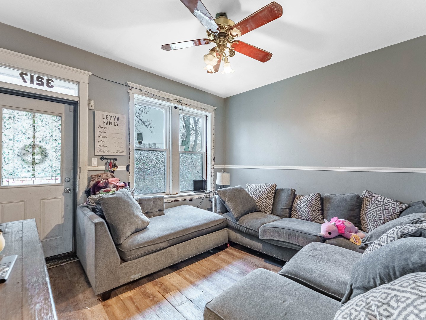 3217 S Ridgeway Avenue