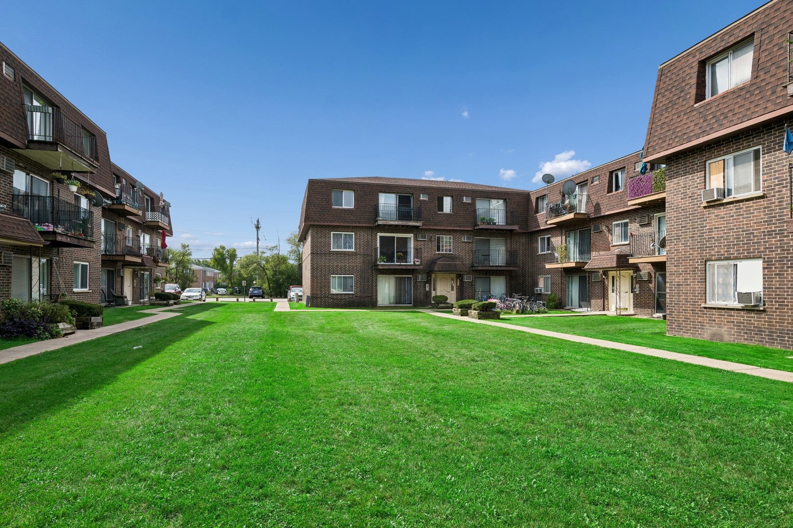9364 Golf Road 2B