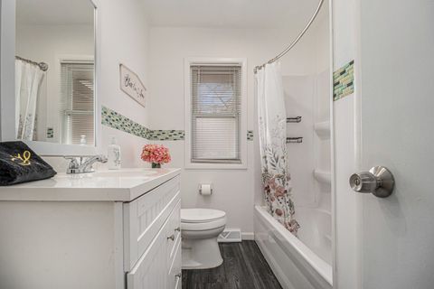 Tiny photo for 3804 Grove Avenue, McHenry, IL 60050 (MLS # 12607963)