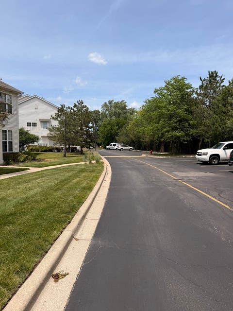 Tiny photo for 680 Mill Circle #203, Wheeling, IL 60090 (MLS # 12678273)