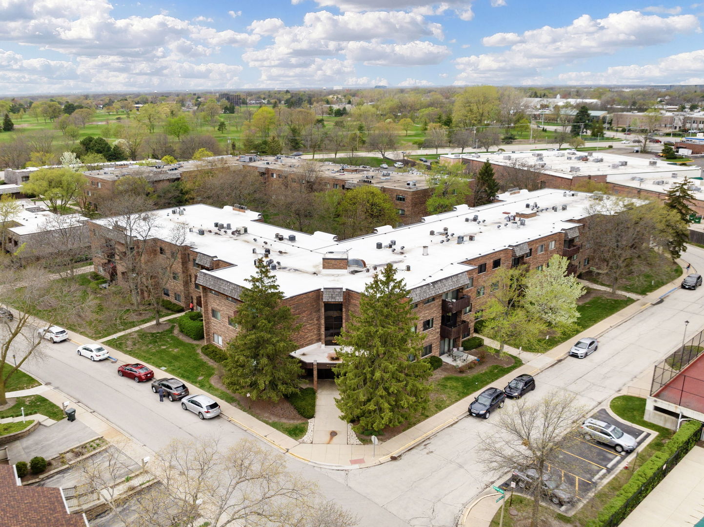 3110 Pheasant Creek Drive 201