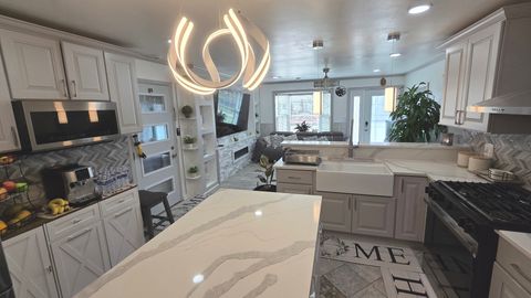 Tiny photo for 714 Russet Lane, Streamwood, IL 60107 (MLS # 12616697)