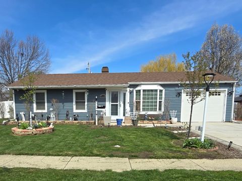 Photo of 714 Russet Lane, Streamwood, IL 60107 (MLS # 12616697)