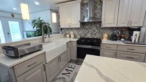 Tiny photo for 714 Russet Lane, Streamwood, IL 60107 (MLS # 12616697)