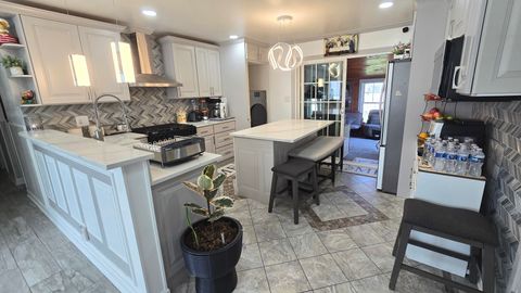 Tiny photo for 714 Russet Lane, Streamwood, IL 60107 (MLS # 12616697)