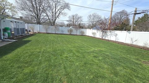 Tiny photo for 714 Russet Lane, Streamwood, IL 60107 (MLS # 12616697)