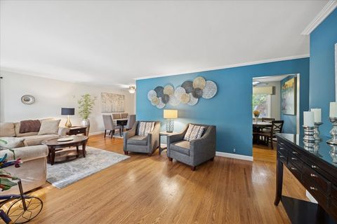 Tiny photo for 305 Poplar Lane, New Lenox, IL 60451 (MLS # 12499436)