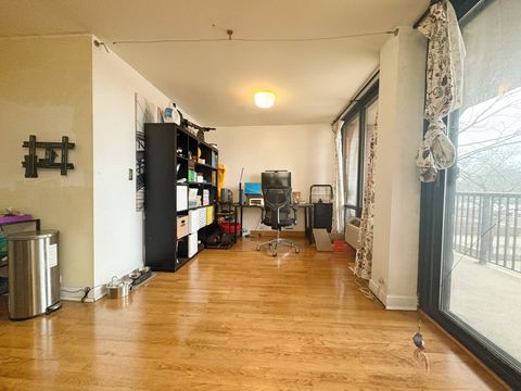 Tiny photo for 3021 S Michigan Avenue #306, Chicago, IL 60616 (MLS # 12625060)