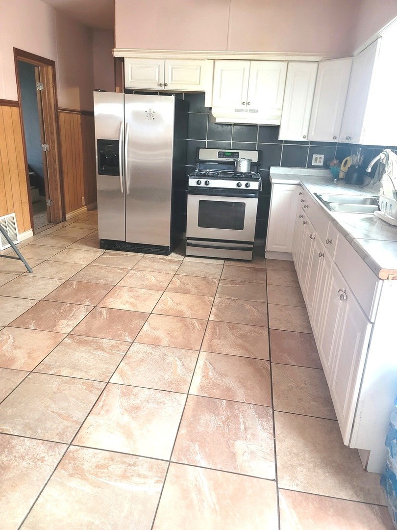 2240 N Monitor Avenue