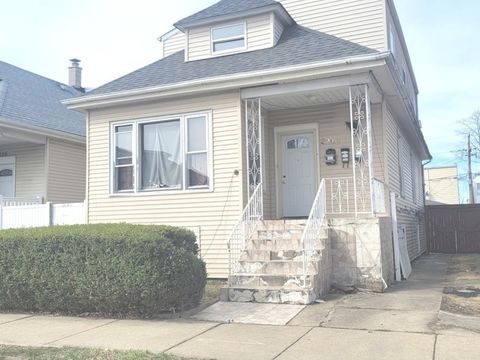 2240 N Monitor Avenue Chicago IL 60639