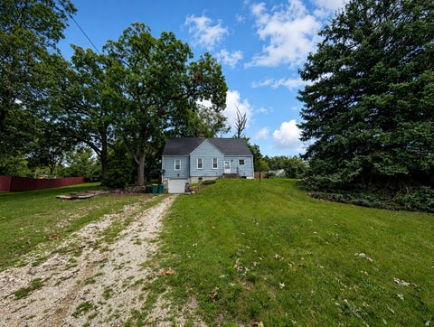 Tiny photo for 909 Glen Avenue, Marseilles, IL 61341 (MLS # 12726413)