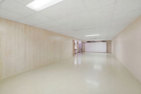 Tiny photo for 731 N Gibbons Avenue, Arlington Heights, IL 60004 (MLS # 12590160)