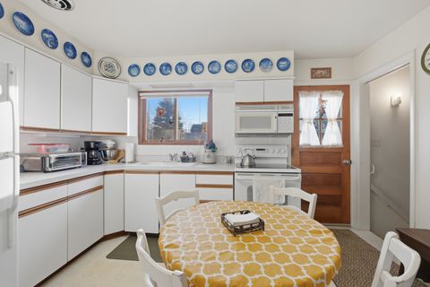 Tiny photo for 731 N Gibbons Avenue, Arlington Heights, IL 60004 (MLS # 12590160)