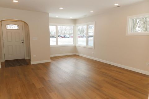 Tiny photo for 289 Chestnut Street, Antioch, IL 60002 (MLS # 12597329)