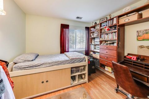 Tiny photo for 350 Newgate Court #2Z, Schaumburg, IL 60193 (MLS # 12521253)
