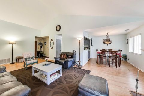 Tiny photo for 350 Newgate Court #2Z, Schaumburg, IL 60193 (MLS # 12521253)