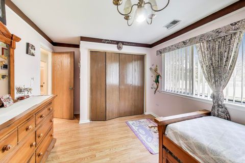Tiny photo for 350 Newgate Court #2Z, Schaumburg, IL 60193 (MLS # 12521253)