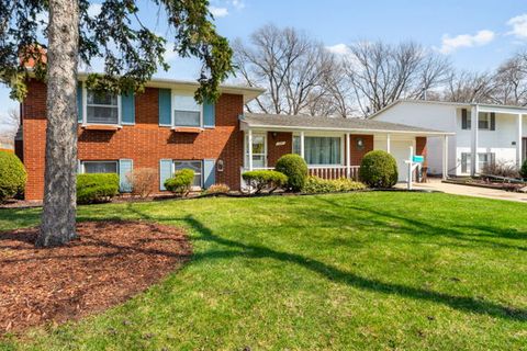 Tiny photo for 17541 Maple Avenue, Lansing, IL 60438 (MLS # 12573761)