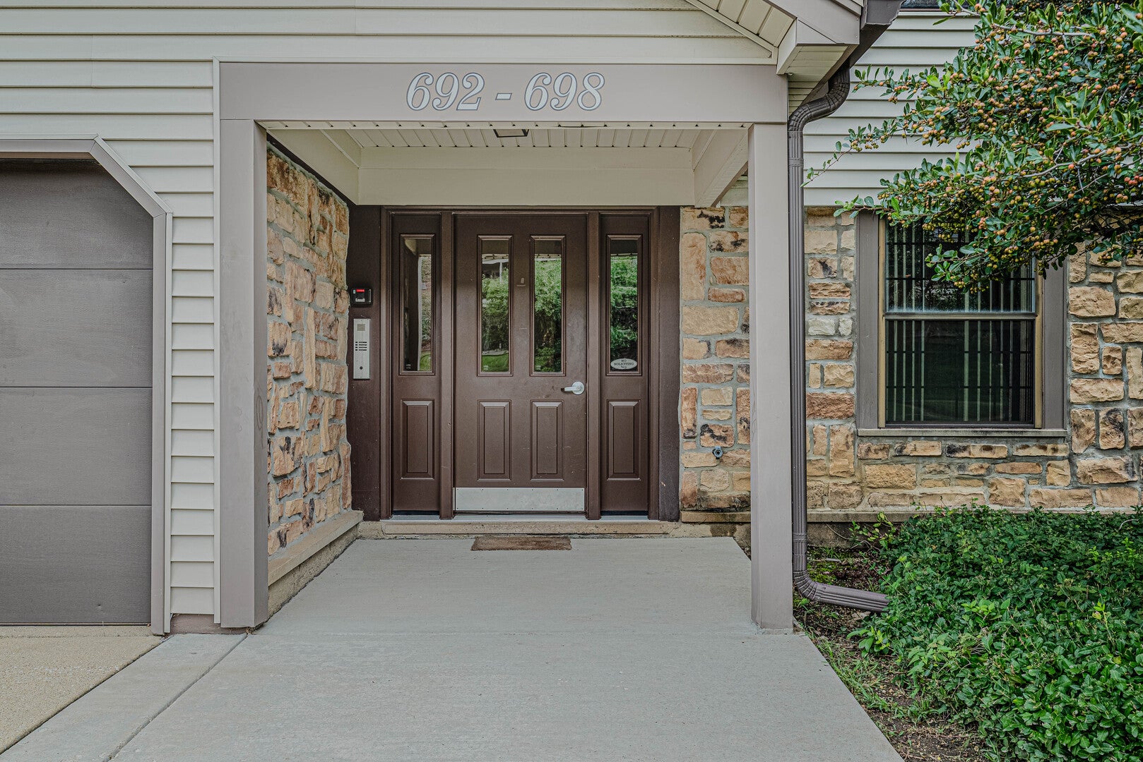 696 Hapsfield Lane 4A1