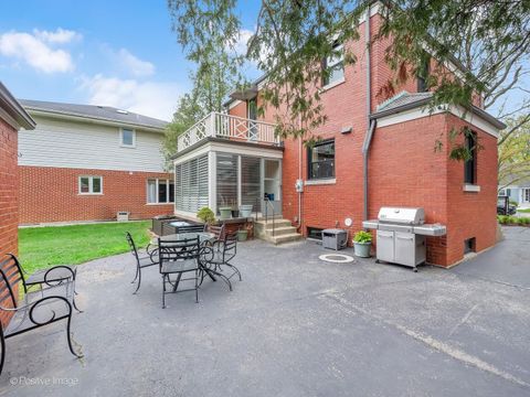 Tiny photo for 525 N Stone Avenue, La Grange Park, IL 60526 (MLS # 12622664)