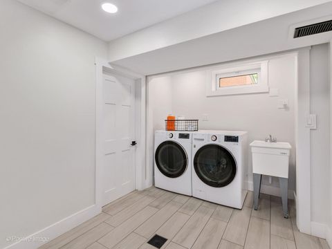 Tiny photo for 525 N Stone Avenue, La Grange Park, IL 60526 (MLS # 12622664)