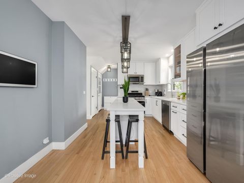 Tiny photo for 525 N Stone Avenue, La Grange Park, IL 60526 (MLS # 12622664)