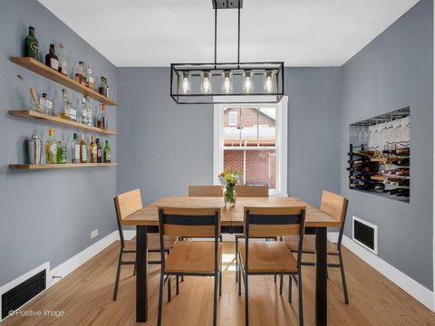 Tiny photo for 525 N Stone Avenue, La Grange Park, IL 60526 (MLS # 12622664)