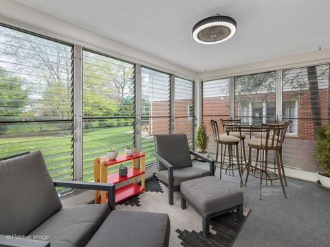 Tiny photo for 525 N Stone Avenue, La Grange Park, IL 60526 (MLS # 12622664)