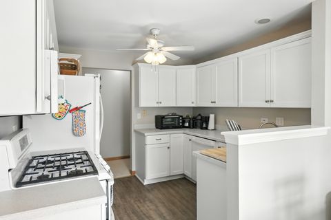 Tiny photo for 1449 Whitespire Court, Naperville, IL 60565 (MLS # 12466039)