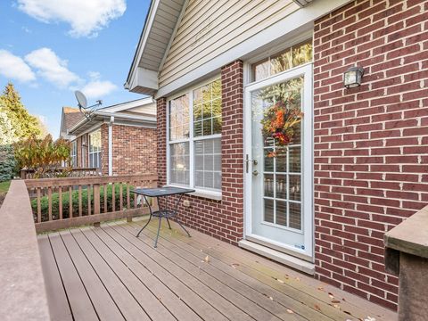 Tiny photo for 2805 Bond Circle #2805, Naperville, IL 60563 (MLS # 12588581)