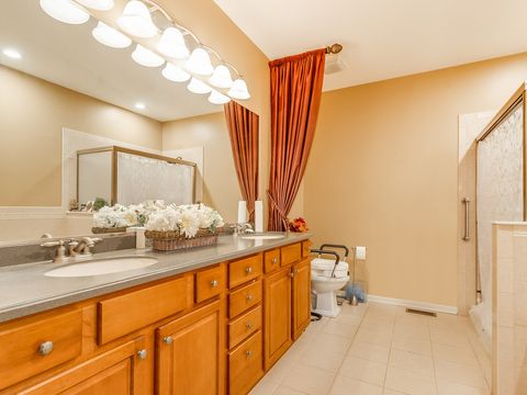 Tiny photo for 2805 Bond Circle #2805, Naperville, IL 60563 (MLS # 12588581)