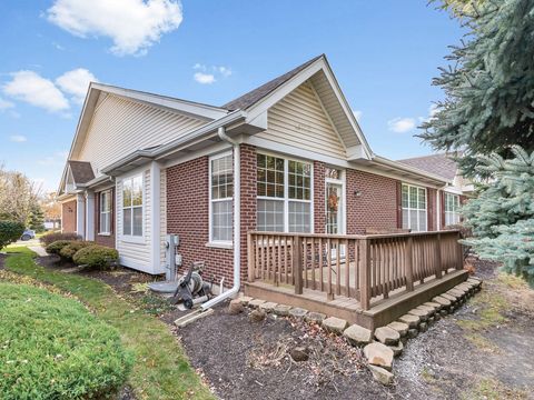 Tiny photo for 2805 Bond Circle #2805, Naperville, IL 60563 (MLS # 12588581)