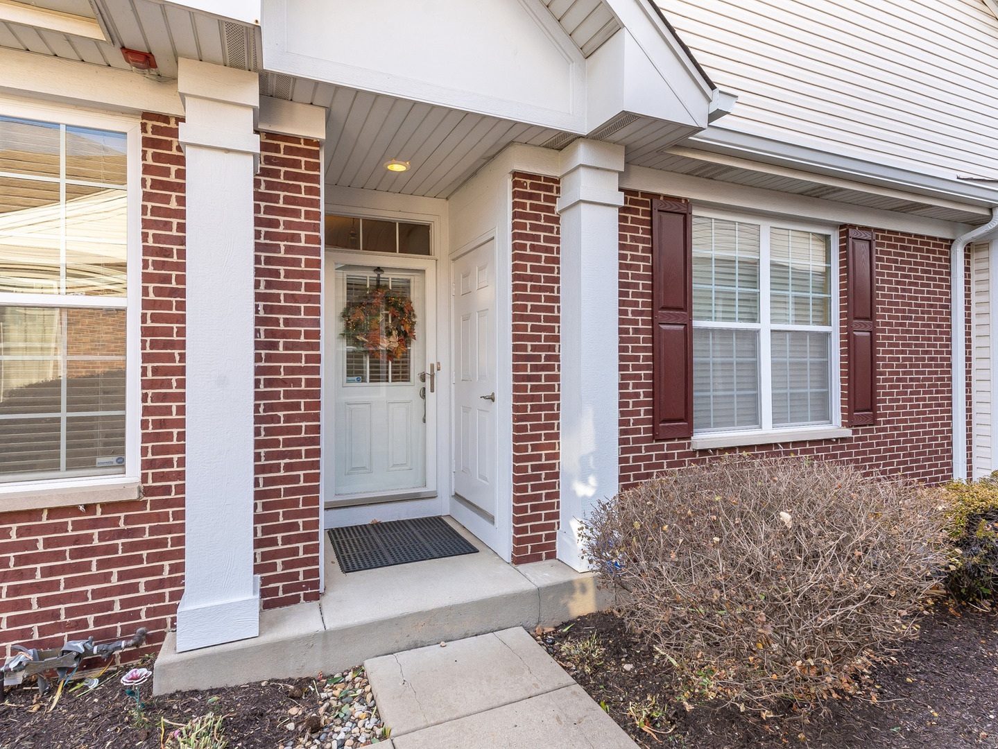 2805 Bond Circle 2805