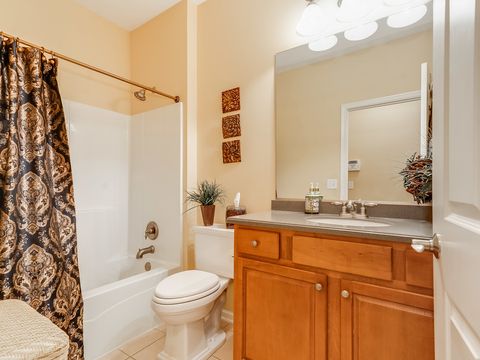 Tiny photo for 2805 Bond Circle #2805, Naperville, IL 60563 (MLS # 12588581)