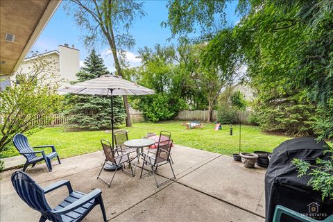 Tiny photo for 705 Gregor Lane, Wheeling, IL 60090 (MLS # 12630052)
