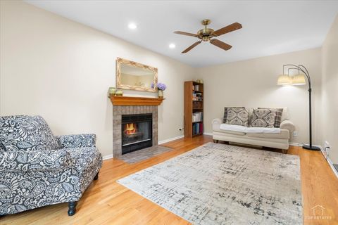Tiny photo for 705 Gregor Lane, Wheeling, IL 60090 (MLS # 12630052)
