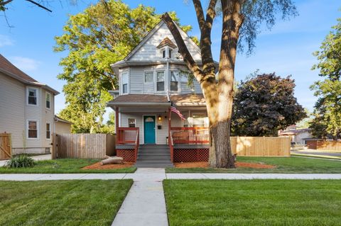 Photo of 1617 S 4th Avenue, Maywood, IL 60153 (MLS # 12625033)