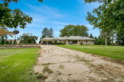 Photo of 3255 E 12th Road, Ottawa, IL 61350 (MLS # 12771818)