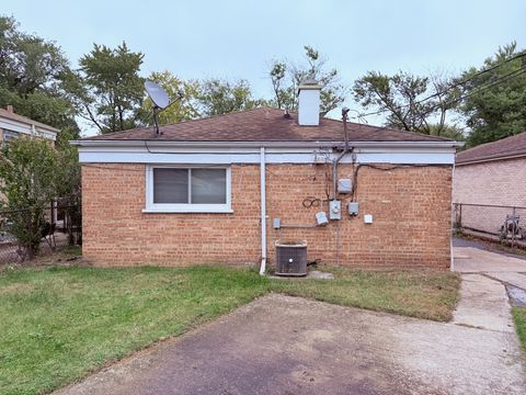 Tiny photo for 14738 Blackstone Avenue, Dolton, IL 60419 (MLS # 12501124)
