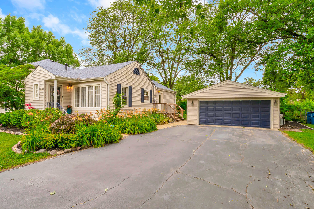 10114 S 81st Court
