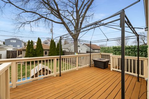 Tiny photo for 5422 N Natoma Avenue, Chicago, IL 60656 (MLS # 12600150)